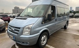 新世代全顺长轴中顶六座／新世代全顺六坐低顶汽油版