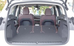 宝马x1评测／宝马x1评测拆解