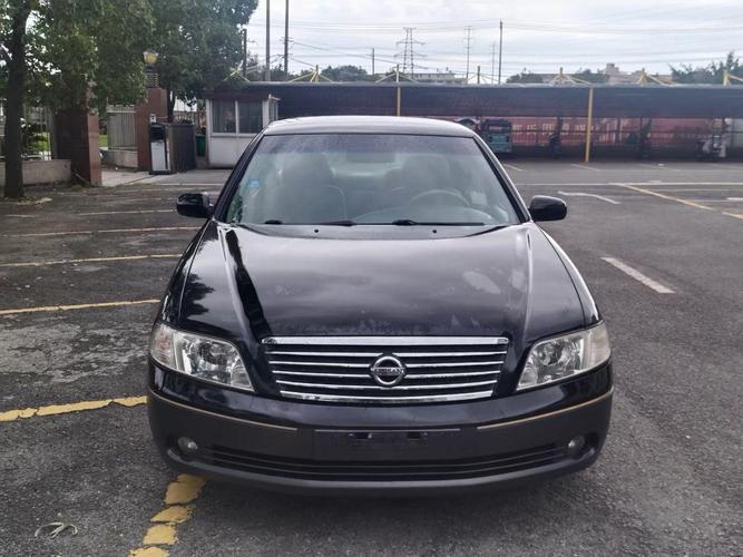 老款日产蓝鸟/老版日产蓝鸟