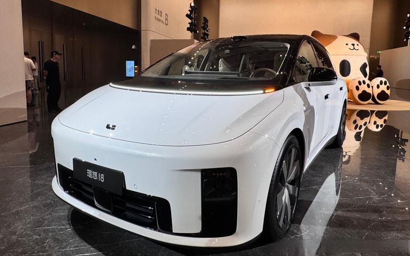 理想油电混合车型推荐suv(理想油电混合动力车suv)