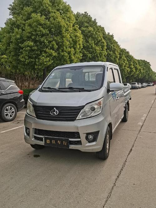 长安轻卡小货车双排座(长安轻卡小货车双排座价格)