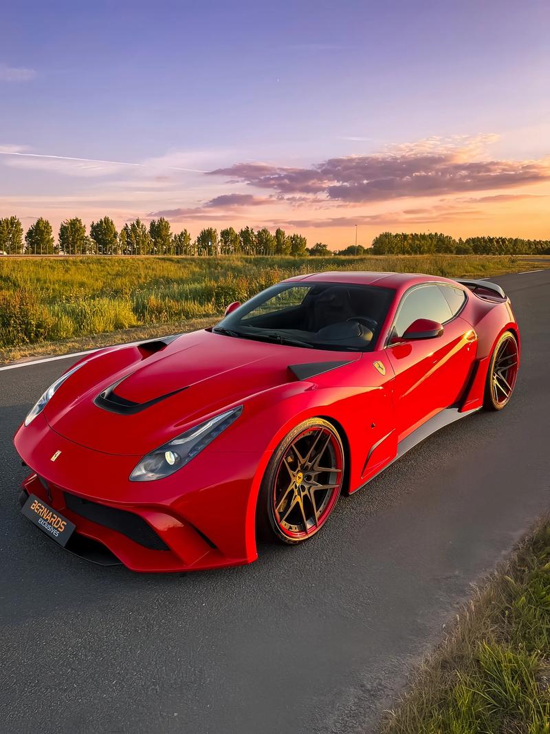 法拉利f12和488哪个贵,法拉利f12和458哪个贵