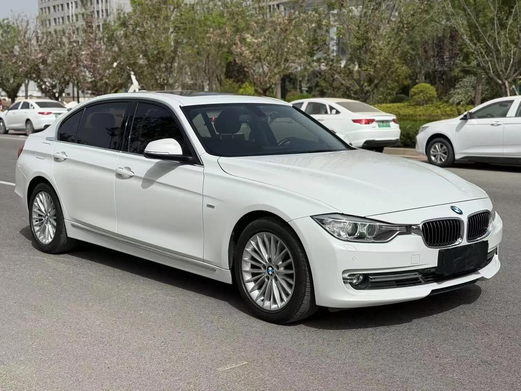 宝马320二手车价格 宝马320二手车价格及图片