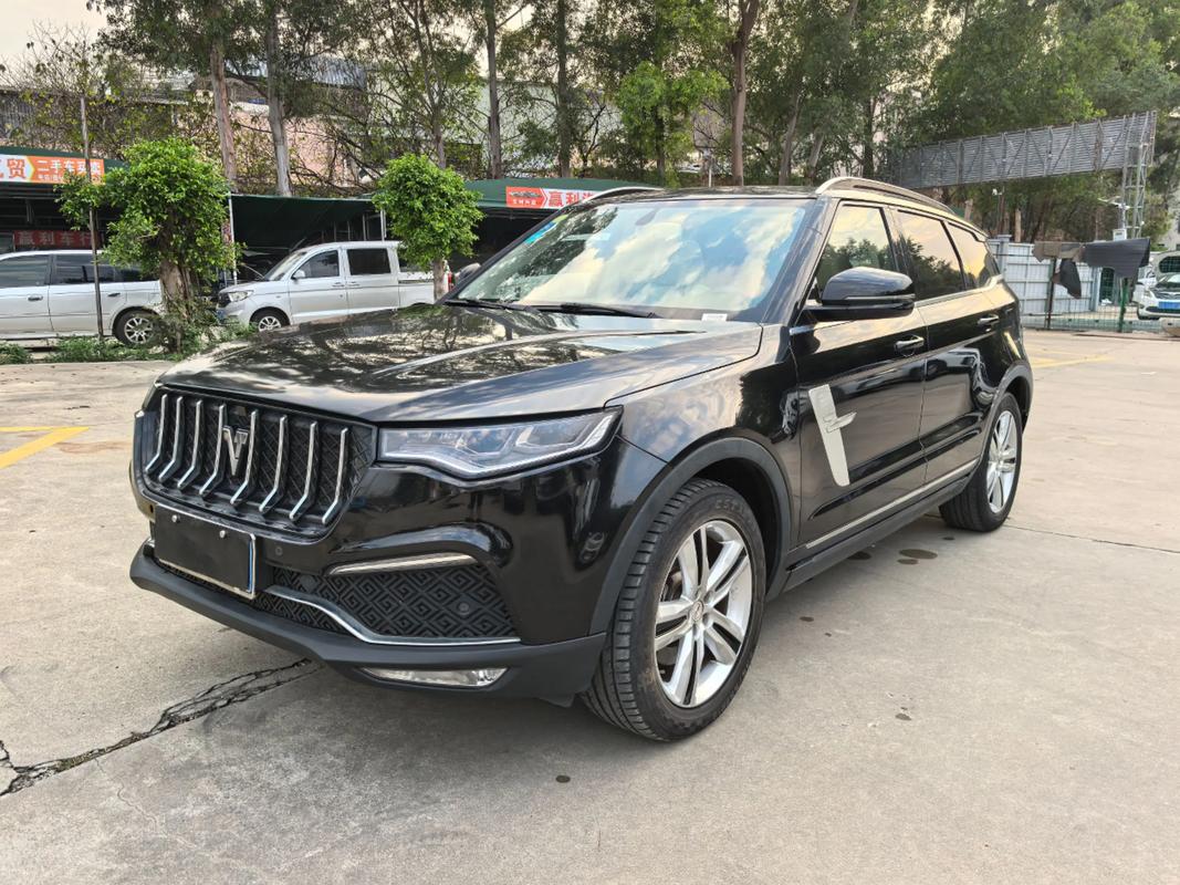 17年众泰t700二手车值多少钱,17年众泰t700价格二手