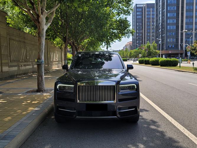 劳斯莱斯最好的车(劳斯莱斯性能最好的车)