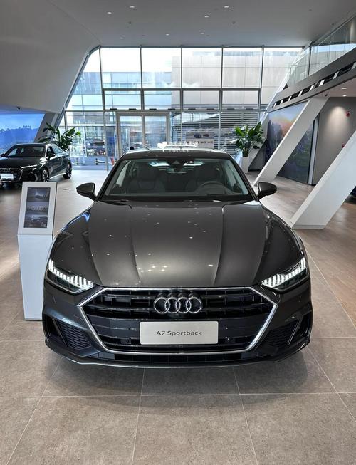 【奥迪a七价格及图片,奥迪a七什么价格】