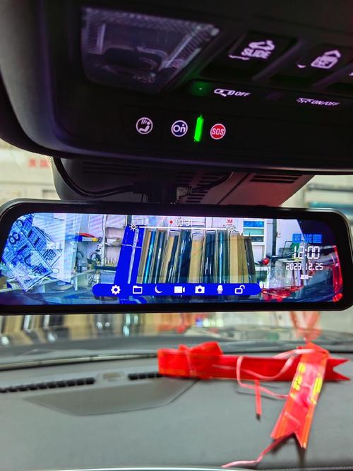 凯迪拉克xt52022款(凯迪拉克xt52022款行车记录仪)