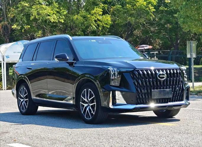 传祺gs8s五座报价及图片,传祺gs8s五座报价及图片大全